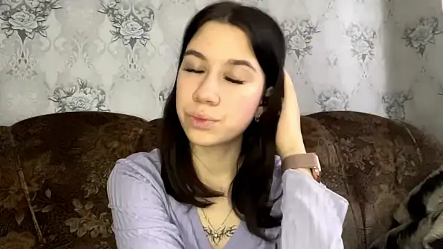 DebbiGoodknight online show from December 2025 09:03:01 AM