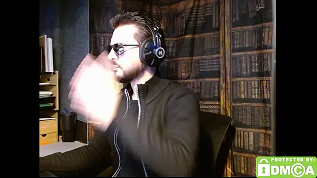 justshutupandwatch online show from November 2025 06:24:02 AM