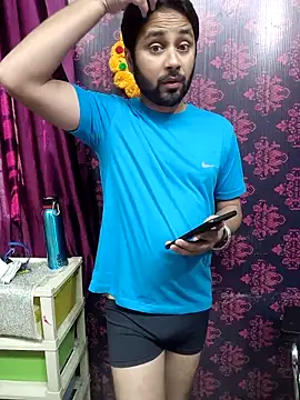 Cute Lucky online show from February 2026 11:22:02 AM