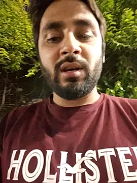 Cute Lucky online show from April 2026 01:41:01 PM