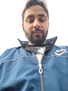 Cute Lucky online show from April 2026 02:38:01 AM