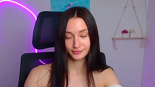 Stella XO online show from April 2026 06:12:02 PM