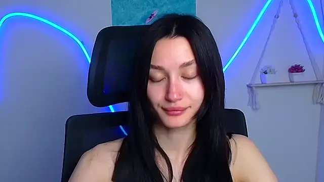 Snapshot of Stella_XO chatting on April 2026 05:44:02 AM Stella XO online show from April 2026 05:44:02 AM