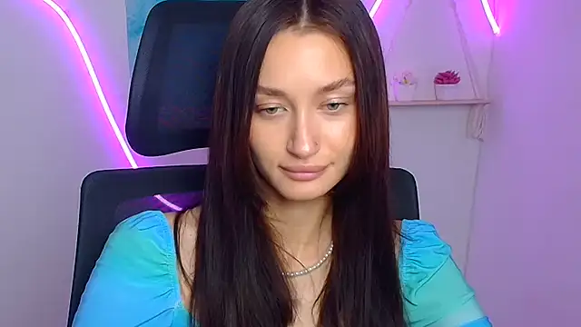 Snapshot of Stella_XO chatting on July 2026 06:10:01 AM Stella XO online show from July 2026 06:10:01 AM