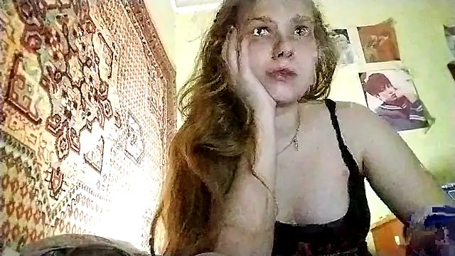 KikiBang online show from December 2025 07:52:01 PM