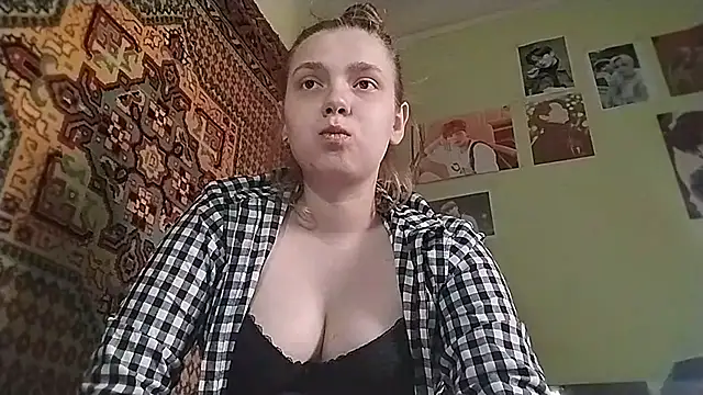 KikiBang online show from April 2026 08:34:01 AM