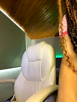 Emma pink18 online show from November 2025 02:50:02 PM