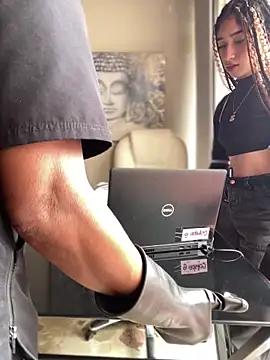 Emma pink18 online show from November 2025 04:31:02 PM