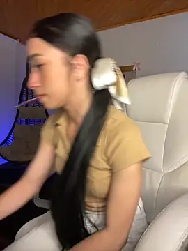 Emma pink18 online show from November 2025 06:11:02 PM