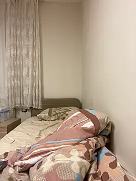 italianbaby001 online show from February 2026 11:09:01 PM