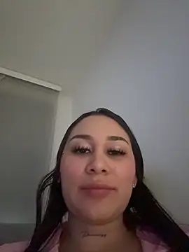 kylie pregnat online show from November 2025 01:22:02 PM