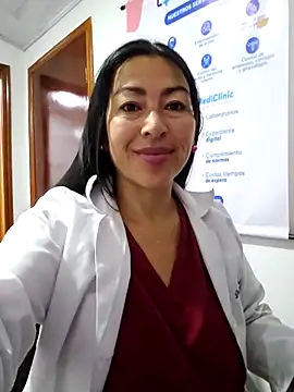 JustSamantha  online show from April 2026 11:10:01 AM