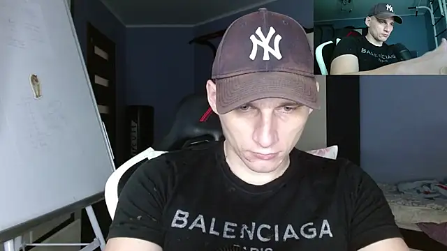 Snapshot of Poliglotjoe1 chatting on November 2025 05:46:02 PM Poliglotjoe1 online show from November 2025 05:46:02 PM