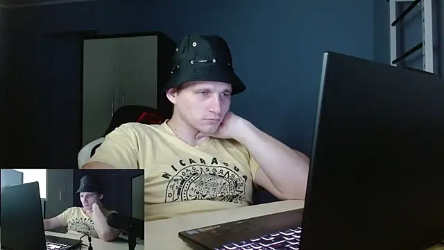 Poliglotjoe1 online show from February 2026 02:27:01 AM