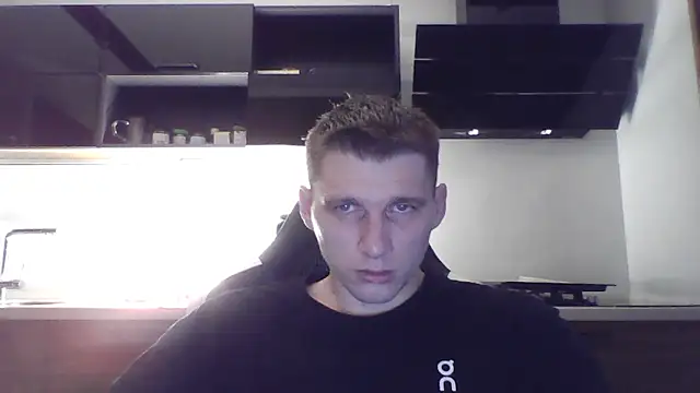 Poliglotjoe1 online show from February 2026 04:45:01 AM