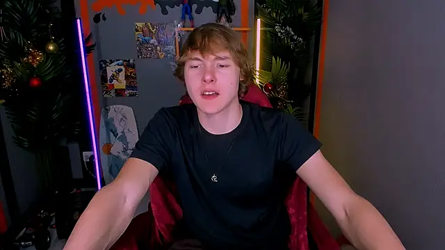 DonaldWoon online show from December 2025 04:34:01 PM