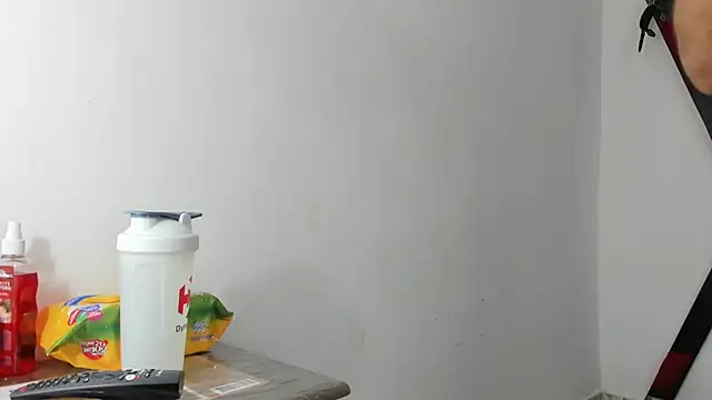 Snapshot of RoughSex_and_BDSM chatting on November 2025 04:01:02 AM RoughSex and BDSM online show from November 2025 04:01:02 AM