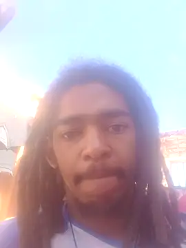 Eezxxx online show from April 2026 09:02:01 AM