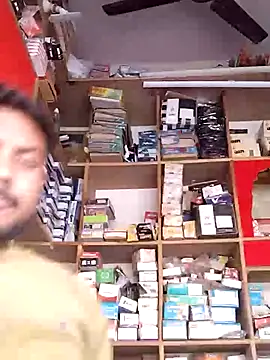 Snapshot of Roy___121 chatting on February 2026 12:24:02 PM Roy 121 online show from February 2026 12:24:02 PM