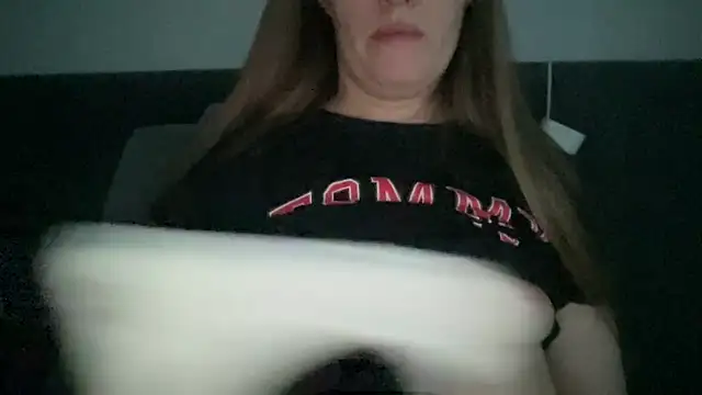 alisa kitcat online show from December 2025 05:23:01 AM