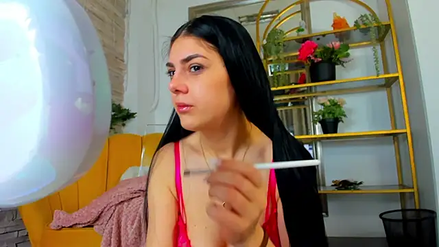 SerennaNoir online show from January 2026 05:44:01 AM