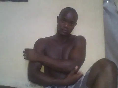 UsTwo  online show from November 2025 03:19:02 AM