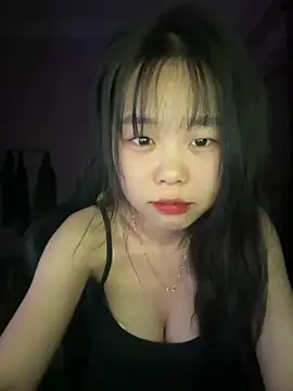 Kiee-lee online show from April 2026 10:56:02 PM