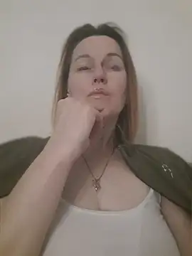 LanaOlbenst online show from May 2026 09:53:02 PM