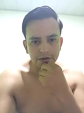 art-e9-2 online show from November 2025 01:25:02 PM