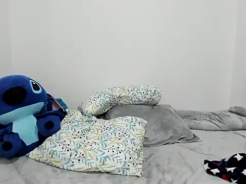 miabelmonte online show from April 2026 07:41:01 PM