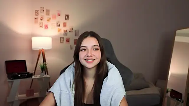 Vexorine online show from December 2025 07:18:01 PM