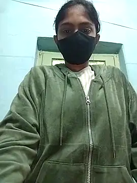 Miss tinaaa online show from December 2025 10:31:01 AM