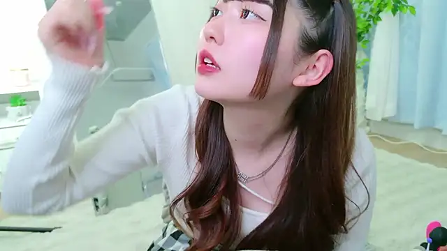  Sakura F online show from April 2026 04:04:02 PM