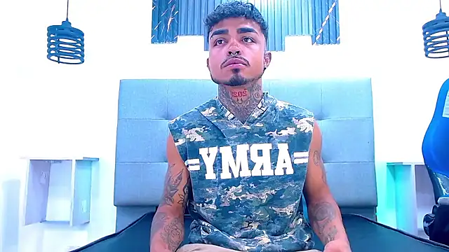 Hot Latino x online show from January 2026 01:02:02 PM