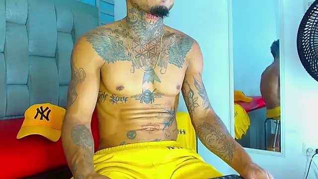 Snapshot of Hot_Latino_x chatting on March 2026 12:41:01 PM Hot Latino x online show from March 2026 12:41:01 PM