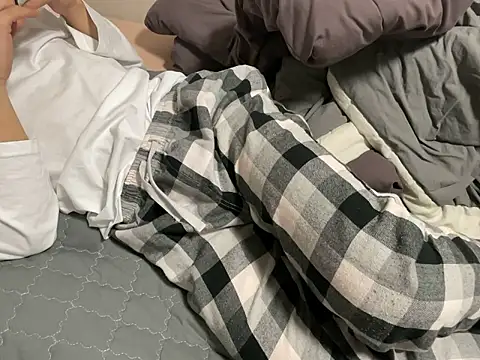 Snapshot of __kim chatting on December 2025 01:20:02 PM kim online show from December 2025 01:20:02 PM