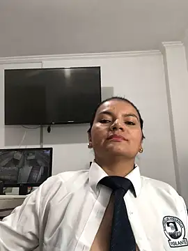 Rosa Vidal  online show from November 2025 07:23:02 PM