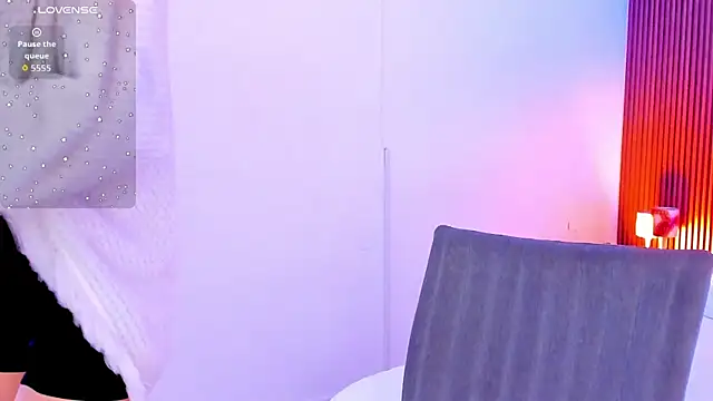 RenataMason online show from June 2026 04:57:01 AM
