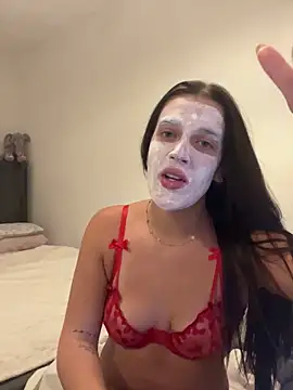 Kerysmae online show from November 2025 03:38:02 PM