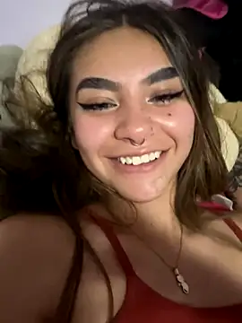 Yunaraa online show from November 2025 03:29:02 AM