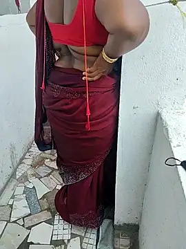 Desicouple1706 online show from April 2026 06:17:02 AM