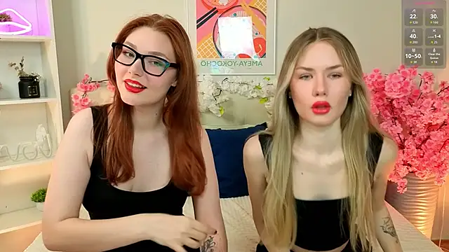 Snapshot of Secret_Materialz chatting on November 2025 08:58:01 AM Secret Materialz online show from November 2025 08:58:01 AM