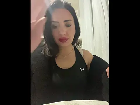     Eva     online show from November 2025 06:29:02 PM