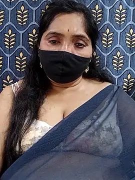 Soni-queen online show from November 2025 07:13:02 PM