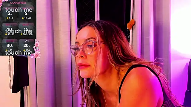 Snapshot of venus_desired260669 chatting on November 2025 01:07:02 AM venus desired260669 online show from November 2025 01:07:02 AM