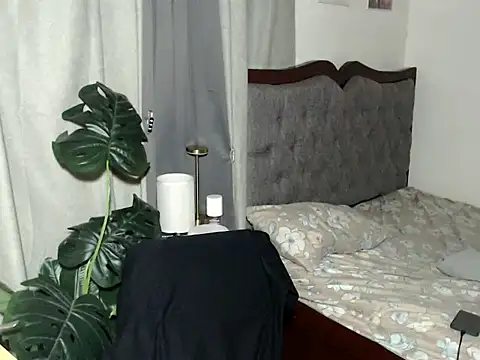 hottestlexie03 online show from February 2026 07:36:01 AM