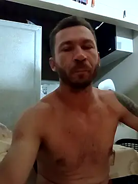 RobertoLuiz84 online show from March 2026 05:02:01 AM