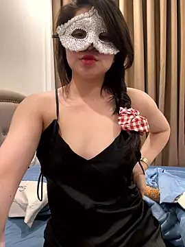 Queen-of-Love online show from January 2026 05:40:01 PM