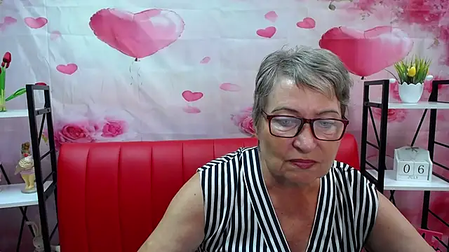 Snapshot of OlgaLuck chatting on July 2026 05:15:01 AM OlgaLuck online show from July 2026 05:15:01 AM