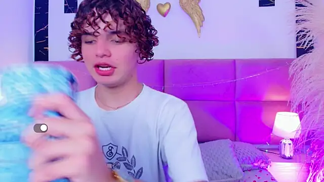 Skyee angel online show from January 2026 07:52:02 PM